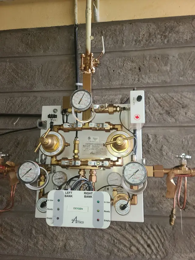 Manifold regulators and gauges, close up