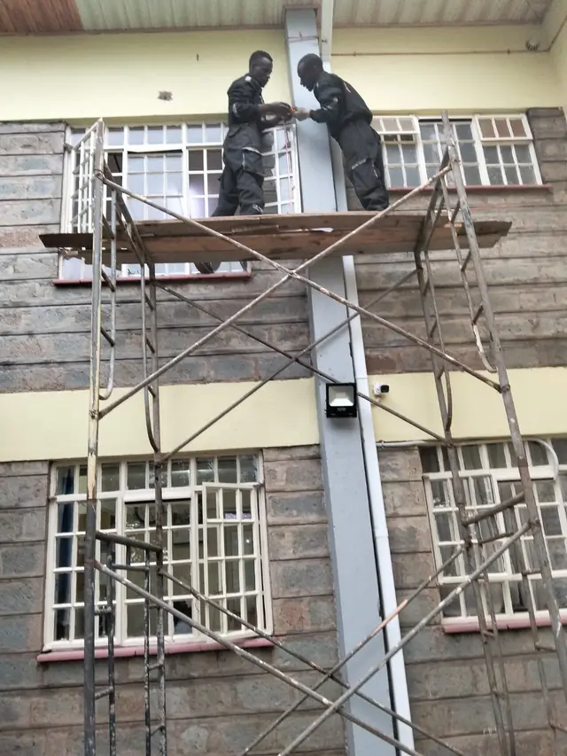 Running pipeline along an external wall